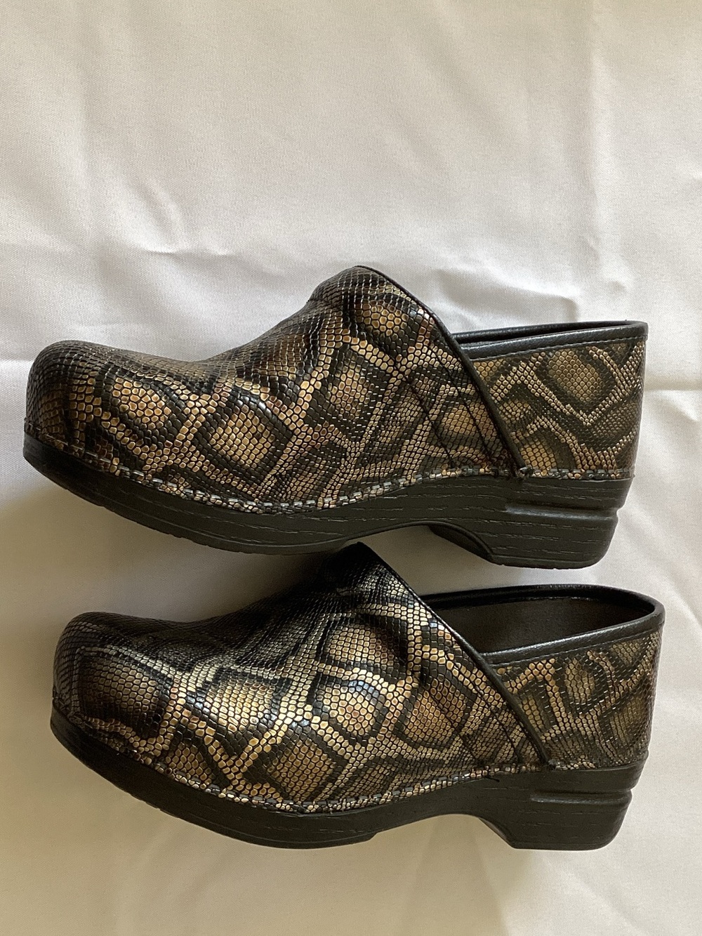 Dansko Snake Print Clog Shoes in Black and Metallic Bronze sz 38 US 7.5_8 - Picture 3 of 4